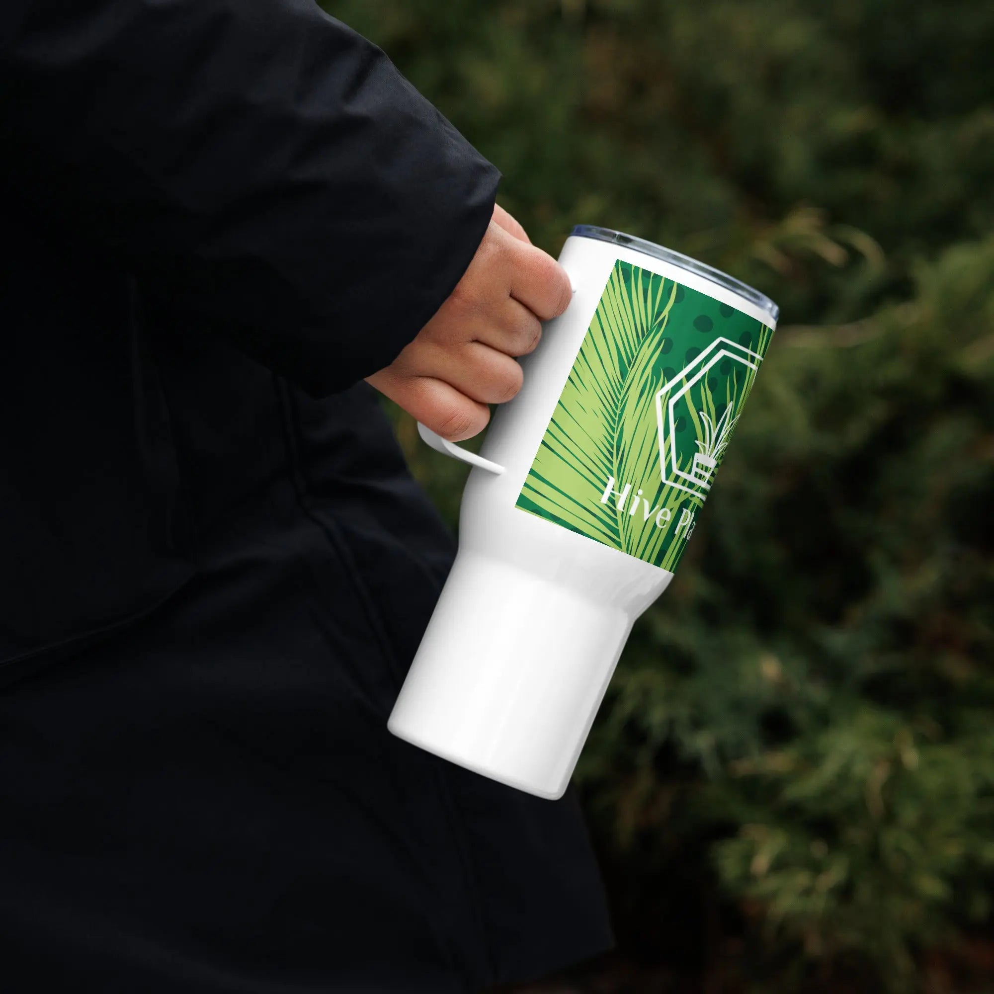 Travel mug with a handle - The White Oak Collection -