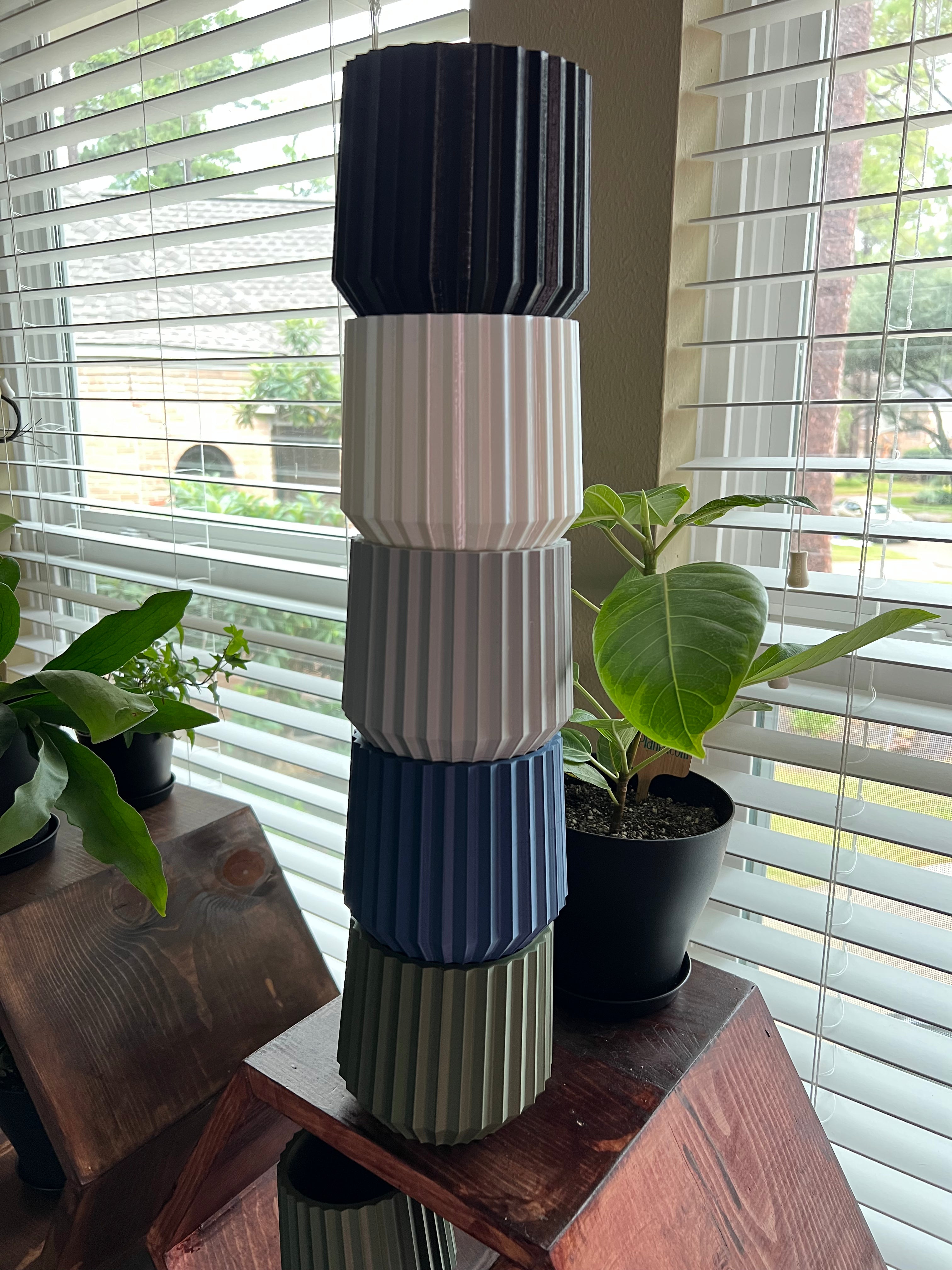 3D Printed Gear Pot - Hive Plants - Pots & Planters